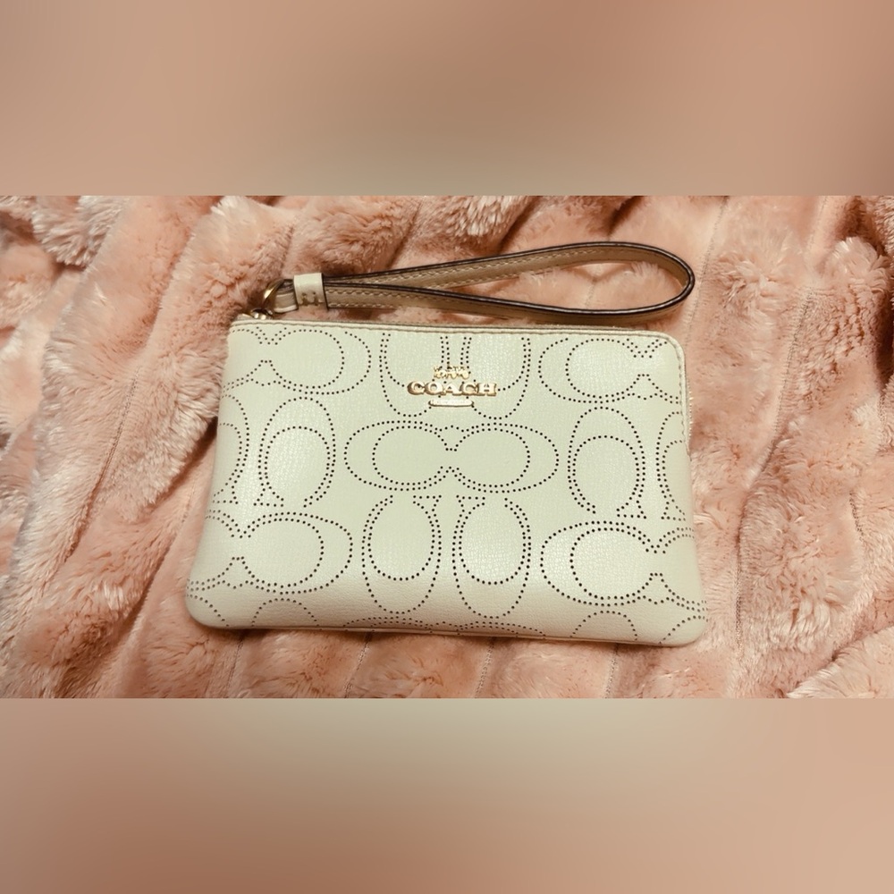 Coach Ivory Signature Print Corner Zip Wallet Wristlet